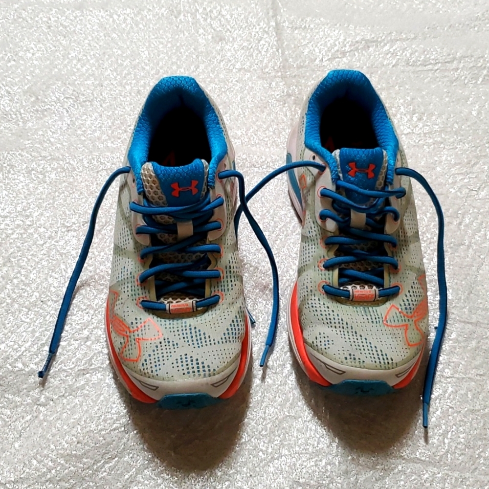 Under Armour Charged Bandit  Running Shoes 